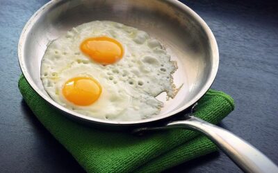 Könnyű mustáros tejfölös lencsefőzelék tojással